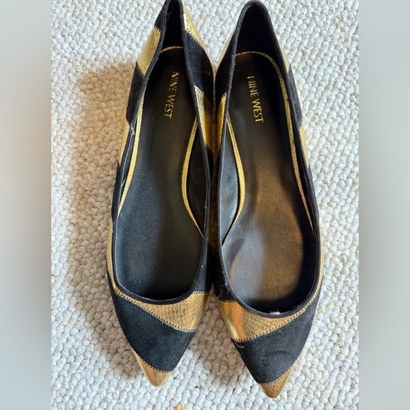 Nine West Black and Gold Flats - Picture 1 of 3